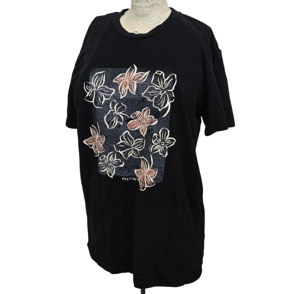 VESTIGE M Floral‎ Graphic T Shirt Black Minimalist Hibiscus Plumeria Art Tee